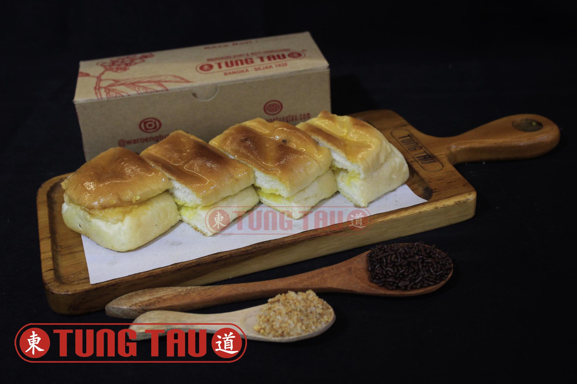 Roti Kacang Cokelat